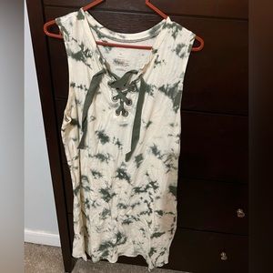 Arizona Jean Co Women’s dress size medium white/green